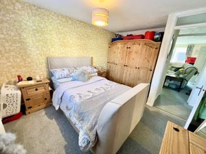 Photo 8- click for photo gallery